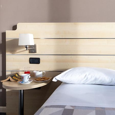 Hotel Giallo Noceto Kültér fotó