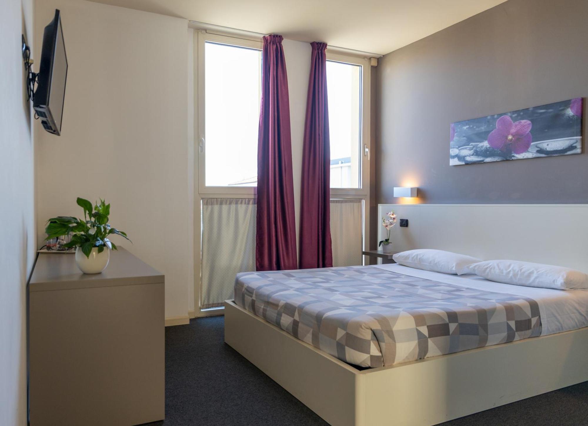 Hotel Giallo Noceto Kültér fotó